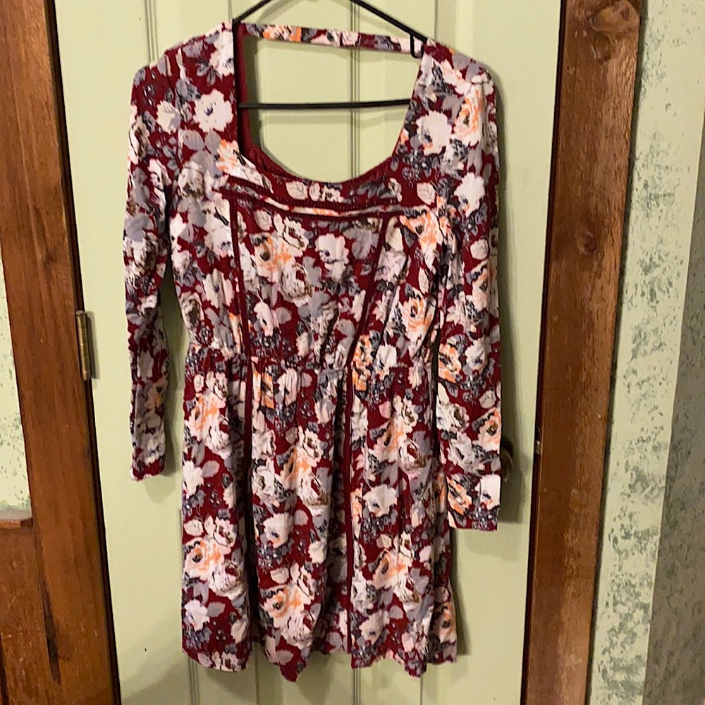 Long sleeve lightweight dress
